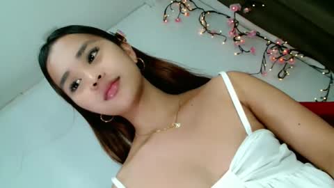 Snapshot of naughtymuse_ chatting on March 5, 2026, 6:20 am ELISE online show from March 5, 2026, 6:20 am