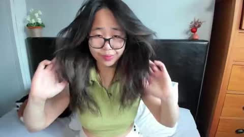 Gigi Chu  online show from March 23, 2026, 7:34 am