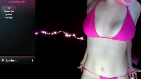 Snapshot of naughtynova6969 chatting on February 4, 2026, 6:58 pm Nova online show from February 4, 2026, 6:58 pm