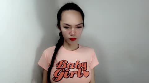 Snapshot of naughtypetiteangel chatting on September 17, 2025, 7:43 am naughtypetiteangel online show from September 17, 2025, 7:43 am