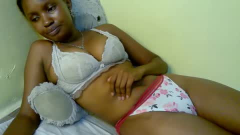 naughtyqueen online show from February 2, 2026, 12:09 am