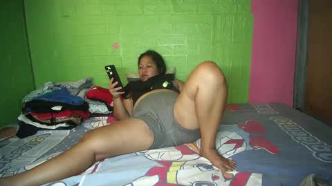 Snapshot of naughtyvina4u chatting on February 16, 2025, 4:53 am VI NA online show from February 16, 2025, 4:53 am