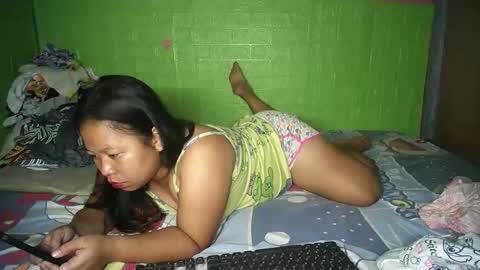 Snapshot of naughtyvina4u chatting on March 4, 2025, 4:52 pm VI NA online show from March 4, 2025, 4:52 pm