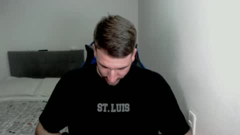 Snapshot of naugthy18boy chatting on February 24, 2025, 7:41 pm Nico online show from February 24, 2025, 7:41 pm