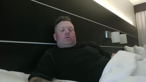 navyman34 online show from April 20, 2026, 2:25 am