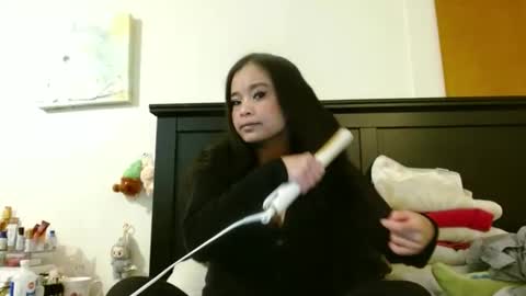 Mimi is dope    online show from February 10, 2026, 2:59 am