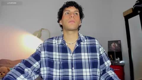 Snapshot of naxttan chatting on October 16, 2025, 4:02 am Natan online show from October 16, 2025, 4:02 am