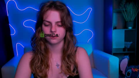 Naya online show from April 8, 2026, 7:36 pm