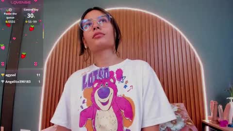 Naye  online show from October 16, 2025, 3:51 am