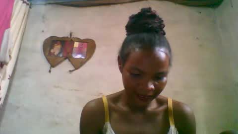 Nayla online show from February 10, 2026, 5:11 am