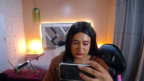 nayleah online show from March 11, 2025, 6:00 am