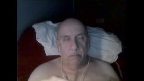 Tom online show from October 3, 2025, 1:13 am