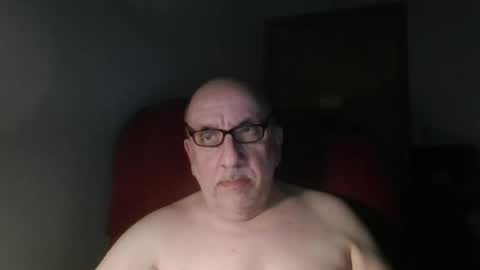 Snapshot of needlesslove chatting on July 4, 2026, 11:11 pm Tom online show from July 4, 2026, 11:11 pm