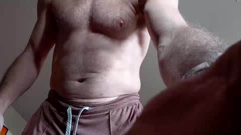 Snapshot of needsub chatting on November 28, 2025, 8:44 pm needsub online show from November 28, 2025, 8:44 pm