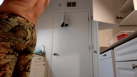 Snapshot of needsub chatting on December 23, 2025, 1:36 am needsub online show from December 23, 2025, 1:36 am