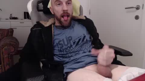 Snapshot of needyoujust chatting on February 24, 2025, 8:25 pm needyoujust online show from February 24, 2025, 8:25 pm