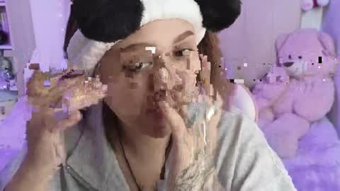 neekowaifu online show from May 11, 2026, 3:07 pm