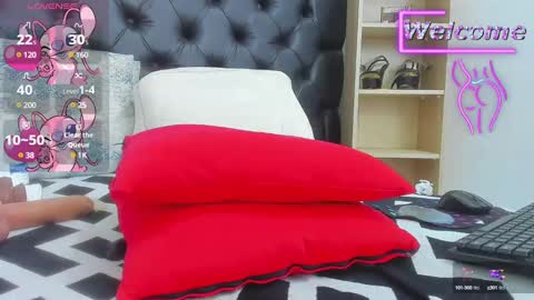 Snapshot of neferet_opal chatting on February 1, 2025, 1:12 am neferet_opal online show from February 1, 2025, 1:12 am