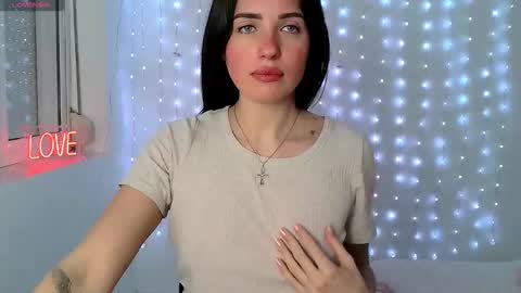 Neferutt online show from March 11, 2026, 12:22 pm