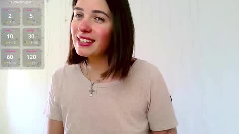 Neferutt online show from April 22, 2026, 2:29 pm