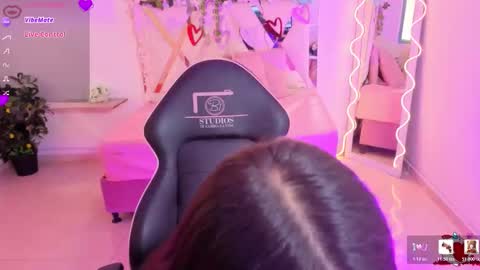 Snapshot of neftis_tay chatting on February 5, 2026, 7:18 pm NEFTIS online show from February 5, 2026, 7:18 pm