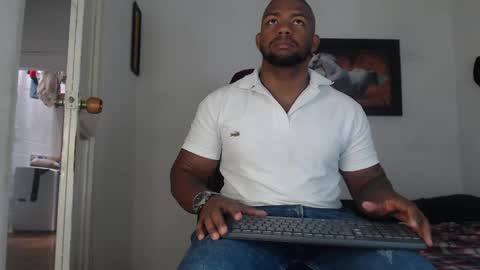 Snapshot of negritomeloso_k18 chatting on September 15, 2025, 2:06 pm negritomeloso_k18 online show from September 15, 2025, 2:06 pm