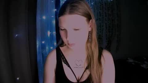 Nelli online show from January 12, 2026, 7:19 pm