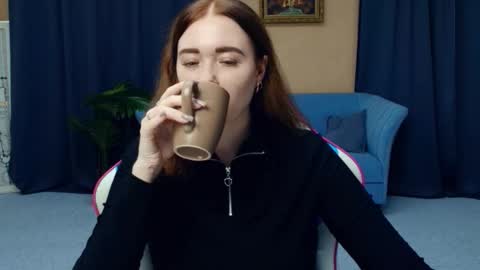 Nelli online show from March 11, 2026, 7:53 pm