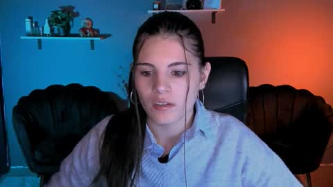 Snapshot of nelly_storm chatting on October 19, 2025, 9:32 am nelly_storm online show from October 19, 2025, 9:32 am