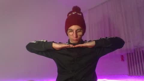 Snapshot of nemcahot chatting on January 7, 2026, 1:52 am nemcahot online show from January 7, 2026, 1:52 am