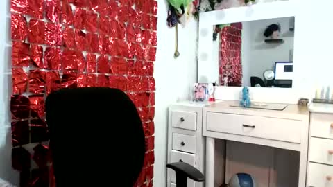 Star  online show from December 17, 2025, 6:14 pm