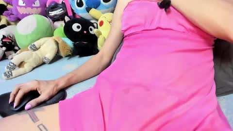 Snapshot of neneriko666 chatting on February 12, 2025, 12:05 am Ariana Unicorn   Pics  Videos click Show More  online show from February 12, 2025, 12:05 am
