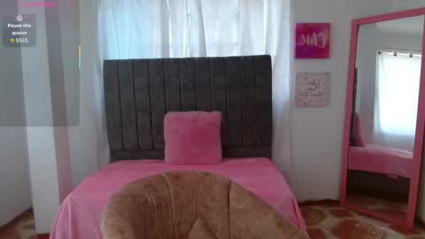 Dayis online show from October 2, 2025, 8:05 pm