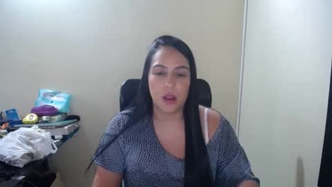 Snapshot of neny445 chatting on January 27, 2025, 1:30 pm kelly lopez online show from January 27, 2025, 1:30 pm