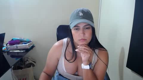 Snapshot of neny445 chatting on February 3, 2025, 5:56 pm kelly lopez online show from February 3, 2025, 5:56 pm