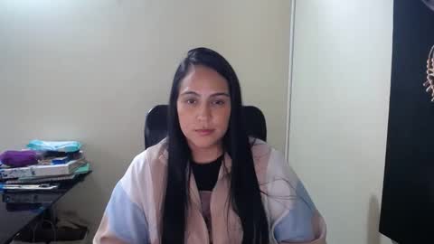 Snapshot of neny445 chatting on February 6, 2025, 1:21 pm kelly lopez online show from February 6, 2025, 1:21 pm