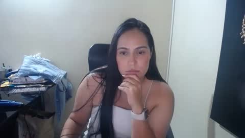 Snapshot of neny445 chatting on March 3, 2025, 6:33 pm kelly lopez online show from March 3, 2025, 6:33 pm