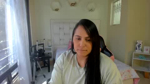Snapshot of neny445 chatting on March 8, 2025, 1:57 pm kelly lopez online show from March 8, 2025, 1:57 pm