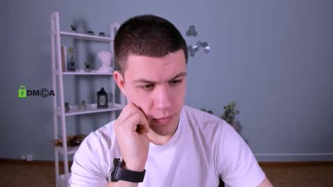 neo_raze_ online show from February 1, 2026, 9:41 am