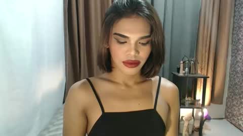 neomi online show from March 22, 2026, 8:40 am