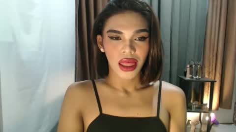 neomi online show from March 23, 2026, 7:07 pm