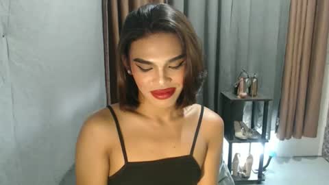 neomi online show from April 11, 2026, 4:33 pm