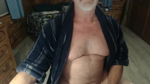 neptune2002 online show from April 30, 2026, 6:14 pm