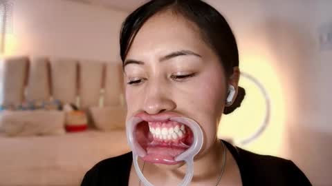 Helena    Every Friday new video for my fan club loves  online show from January 10, 2025, 7:00 pm