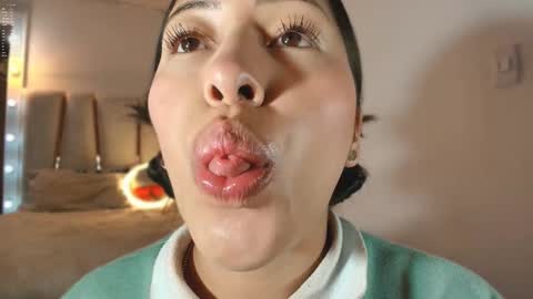 Helena    Every Friday new video for my fan club loves  online show from January 31, 2025, 12:28 am