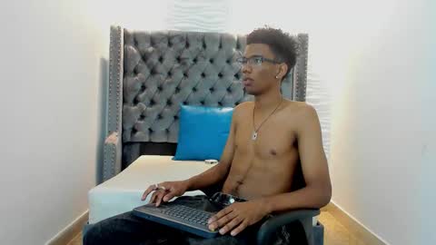 Nero online show from October 7, 2025, 8:06 pm