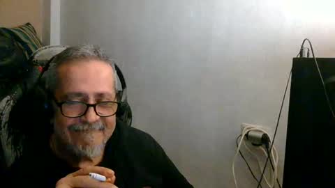 Snapshot of neron401 chatting on April 28, 2026, 2:27 am neron401 online show from April 28, 2026, 2:27 am