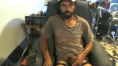 nesrednanesral online show from April 10, 2026, 11:31 pm