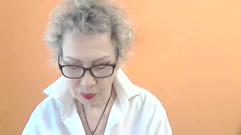 NessyJenixs online show from March 25, 2026, 9:04 am