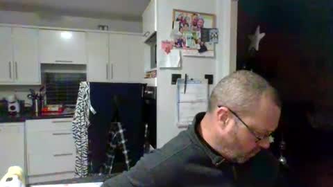 Snapshot of nesuk chatting on December 27, 2024, 11:42 pm nesuk online show from December 27, 2024, 11:42 pm